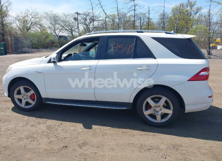 Photo 14 of 2014 Mercedes-benz Ml 350 4MATIC (VIN 4JGDA5HB2EA379792)