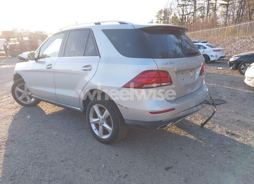 Photo 3 of 2016 Mercedes-benz Gle 350 4MATIC (VIN 4JGDA5HB2GA785333)