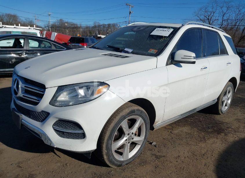 Photo 2 of 2017 Mercedes-benz Gle 350 4MATIC (VIN 4JGDA5HB2HA911739)
