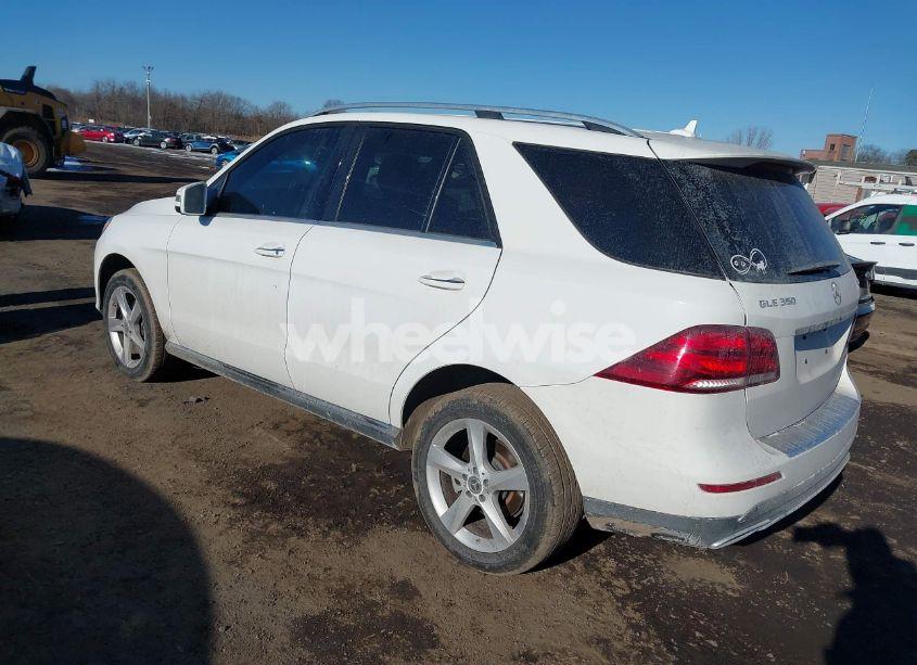 Photo 3 of 2017 Mercedes-benz Gle 350 4MATIC (VIN 4JGDA5HB2HA911739)