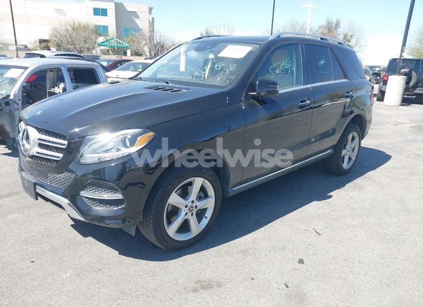 Photo 2 of 2018 Mercedes-benz Gle 350 4MATIC (VIN 4JGDA5HB2JB137864)