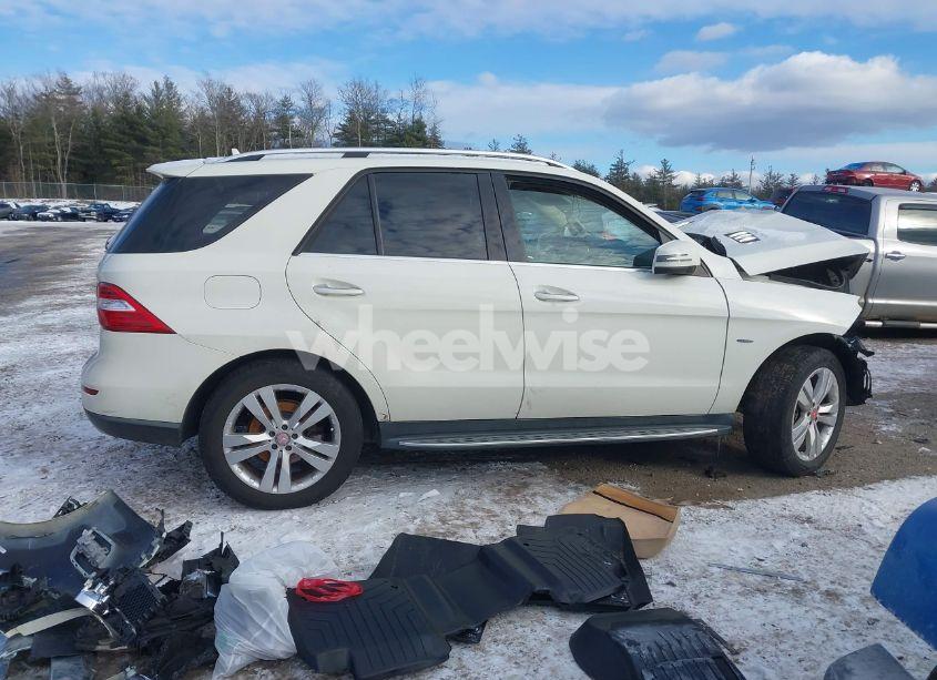 Photo 14 of 2012 Mercedes-benz Ml 350 4MATIC (VIN 4JGDA5HB3CA093866)