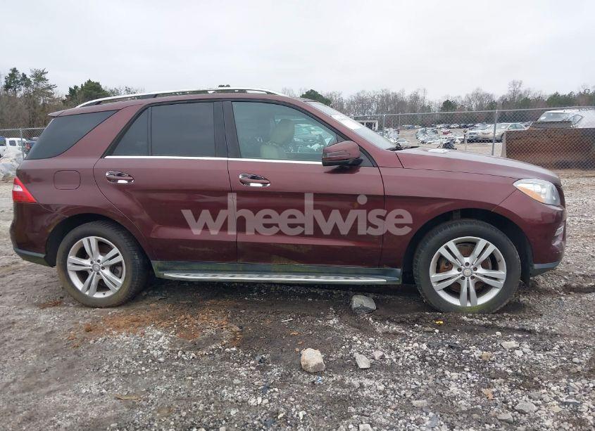 Photo 13 of 2013 Mercedes-benz Ml 350 4MATIC (VIN 4JGDA5HB3DA230631)
