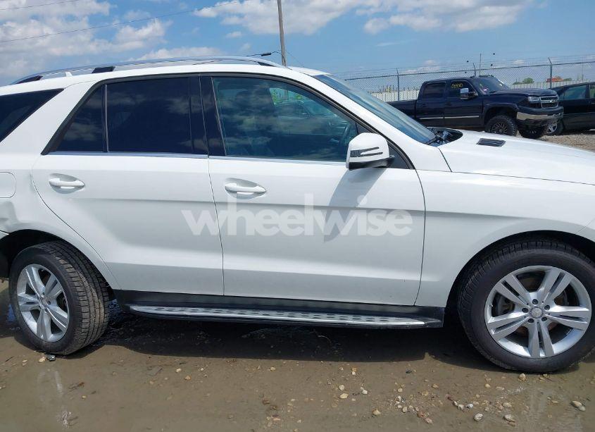 Photo 13 of 2014 Mercedes-benz Ml 350 4MATIC (VIN 4JGDA5HB3EA280236)