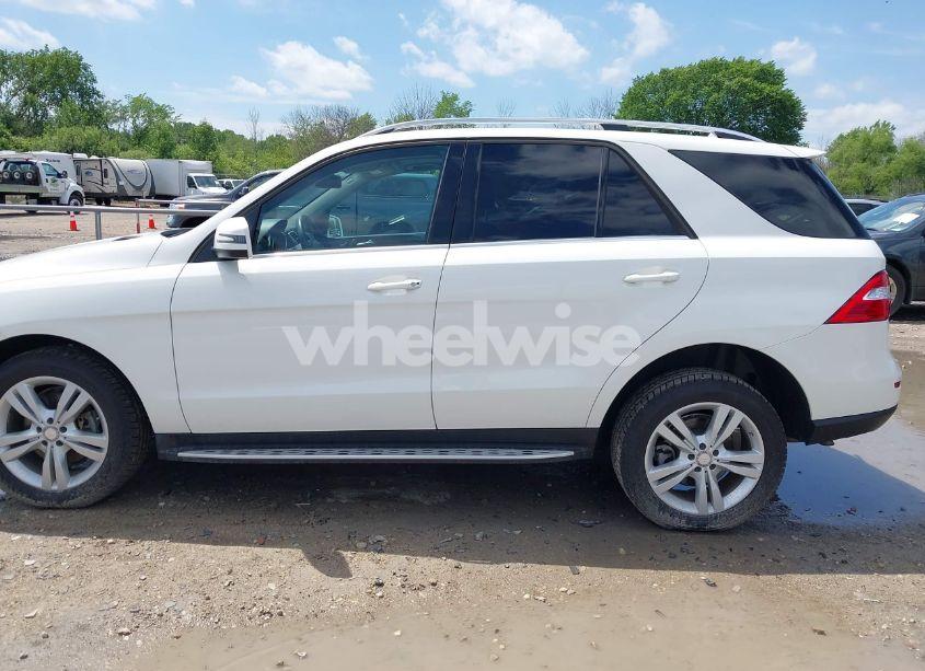 Photo 14 of 2014 Mercedes-benz Ml 350 4MATIC (VIN 4JGDA5HB3EA280236)