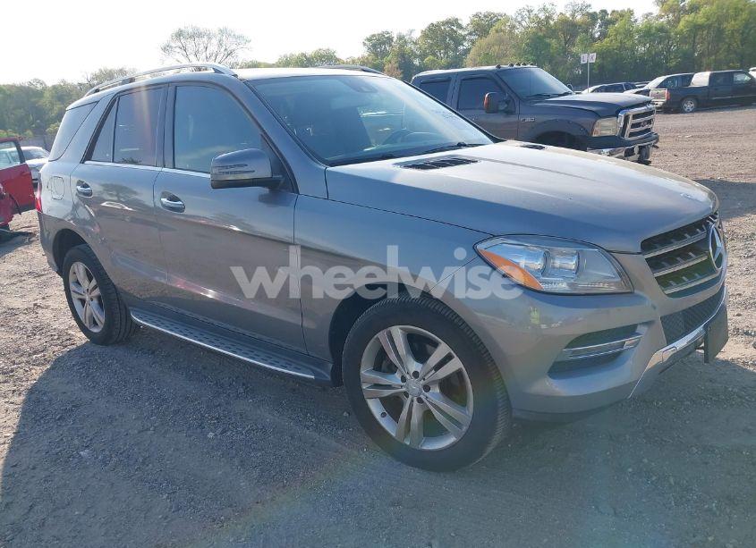 2014 Mercedes-benz Ml 350 4MATIC (VIN 4JGDA5HB3EA335235) main photo