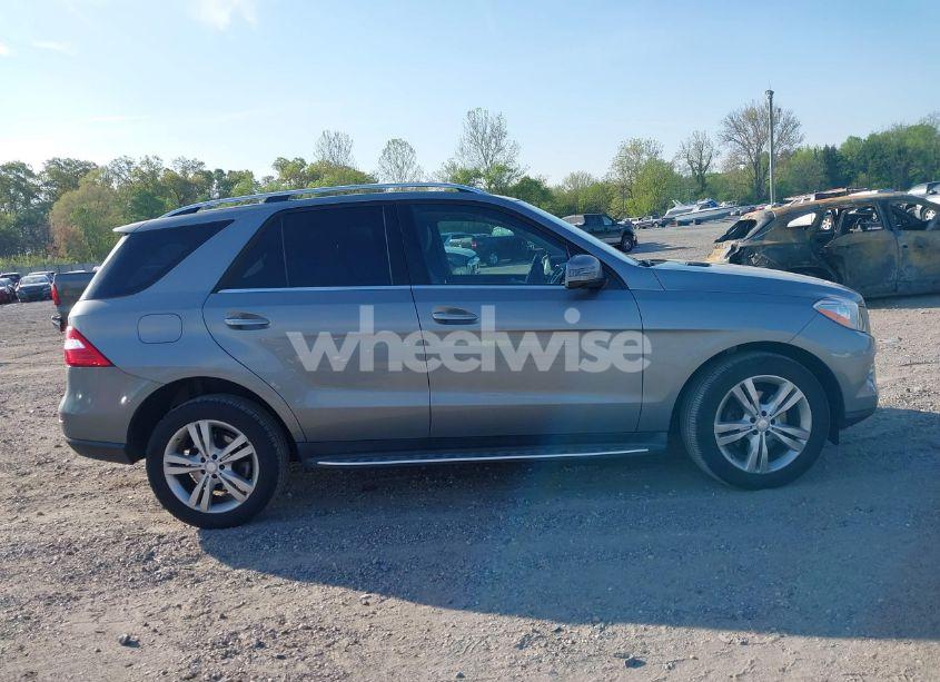 Photo 13 of 2014 Mercedes-benz Ml 350 4MATIC (VIN 4JGDA5HB3EA335235)