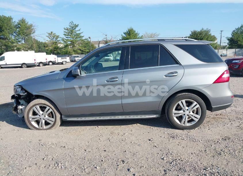 Photo 14 of 2014 Mercedes-benz Ml 350 4MATIC (VIN 4JGDA5HB3EA335235)