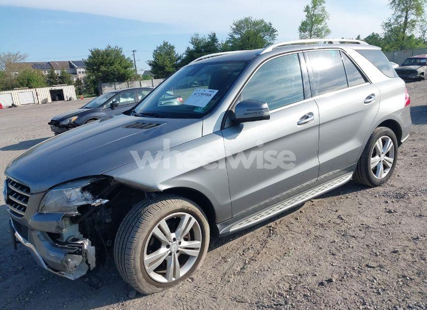 Photo 2 of 2014 Mercedes-benz Ml 350 4MATIC (VIN 4JGDA5HB3EA335235)
