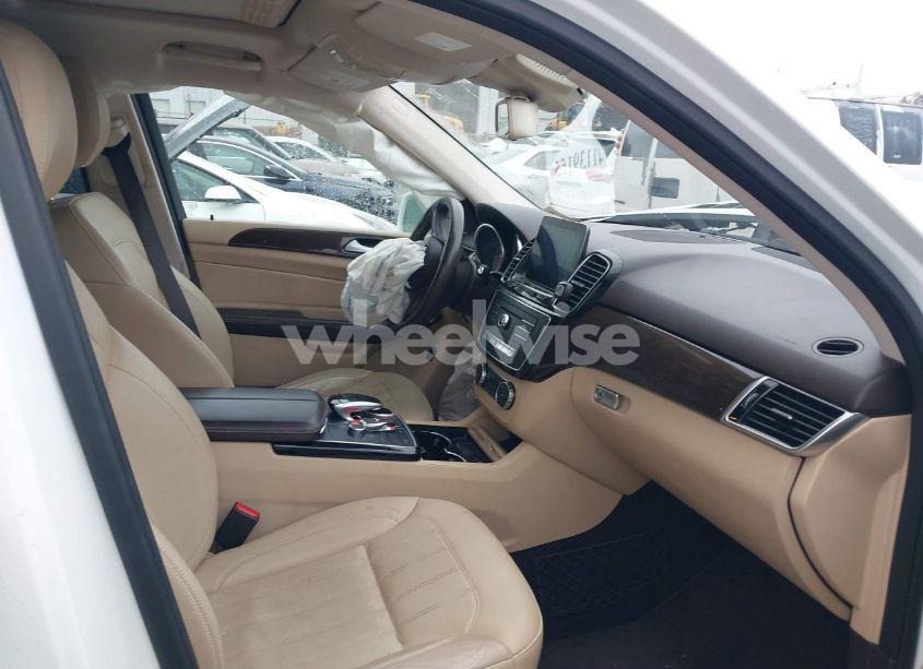 Photo 5 of 2017 Mercedes-benz Gle 350 4MATIC (VIN 4JGDA5HB3HA923317)