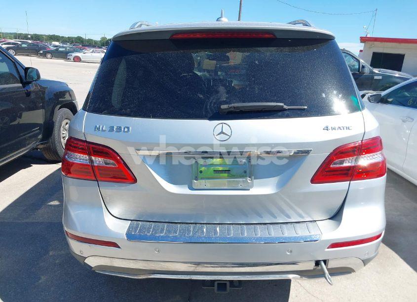 Photo 16 of 2012 Mercedes-benz Ml 350 4MATIC (VIN 4JGDA5HB4CA061749)