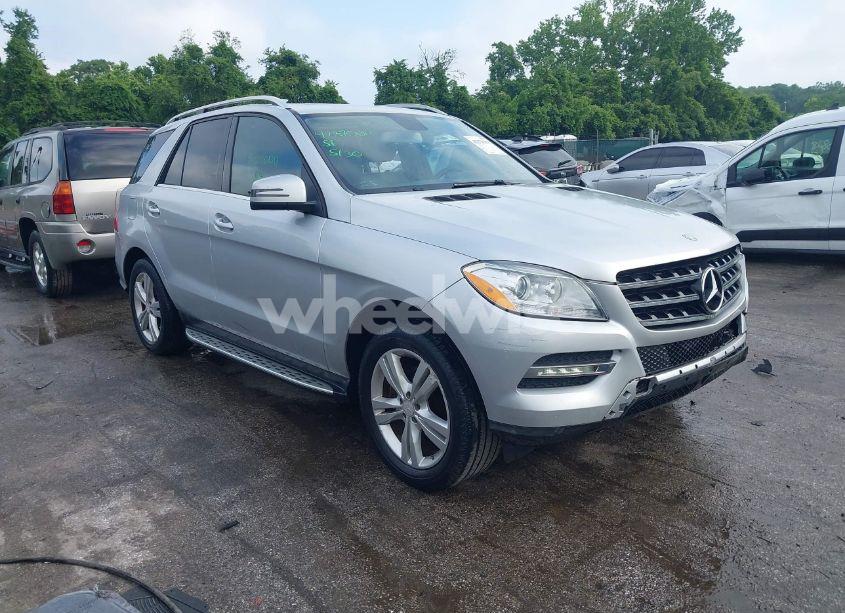 2013 Mercedes-benz Ml 350 4MATIC (VIN 4JGDA5HB4DA166924) main photo