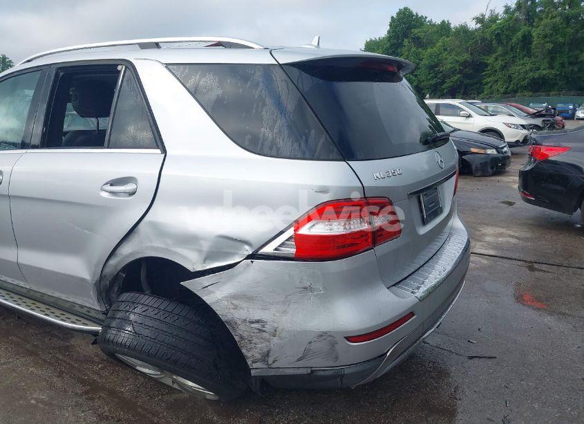 Photo 19 of 2013 Mercedes-benz Ml 350 4MATIC (VIN 4JGDA5HB4DA166924)