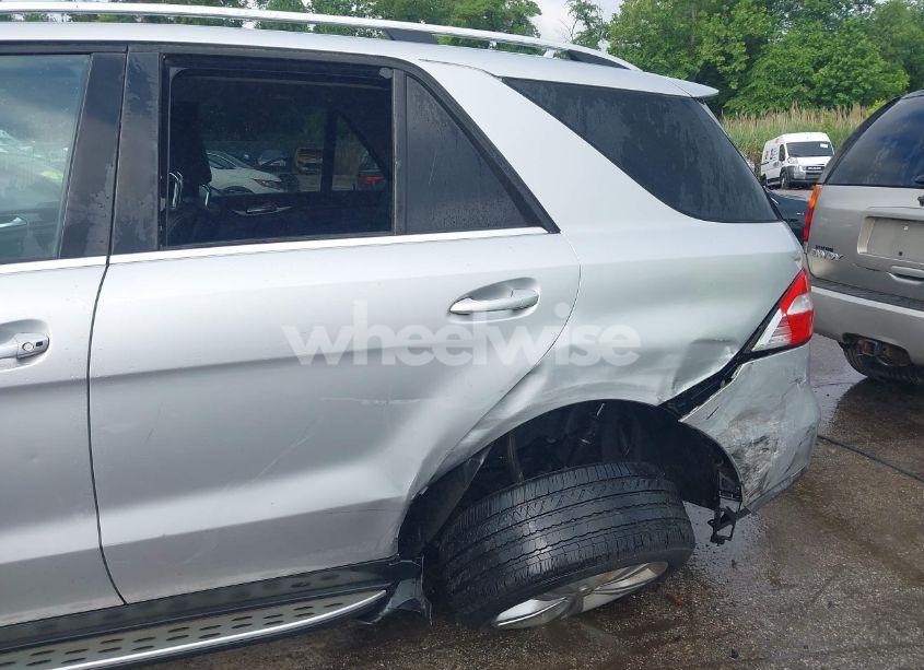 Photo 6 of 2013 Mercedes-benz Ml 350 4MATIC (VIN 4JGDA5HB4DA166924)