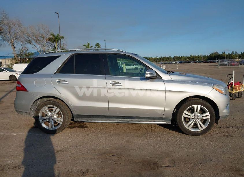 Photo 13 of 2013 Mercedes-benz Ml 350 4MATIC (VIN 4JGDA5HB4DA220741)