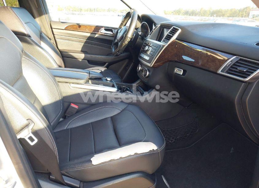 Photo 5 of 2013 Mercedes-benz Ml 350 4MATIC (VIN 4JGDA5HB4DA220741)