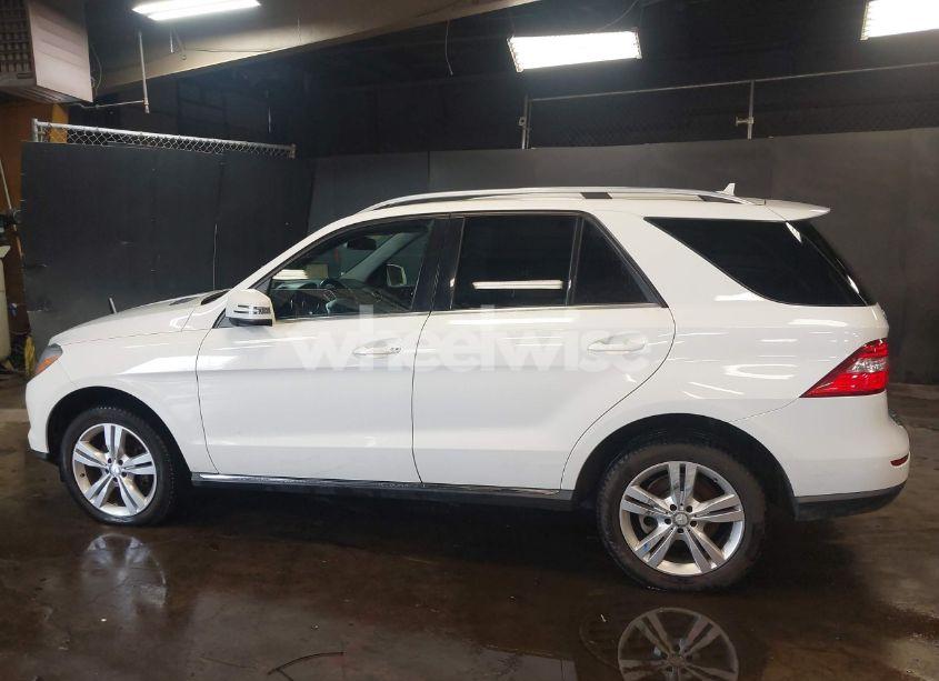 Photo 14 of 2014 Mercedes-benz Ml 350 4MATIC (VIN 4JGDA5HB4EA335552)