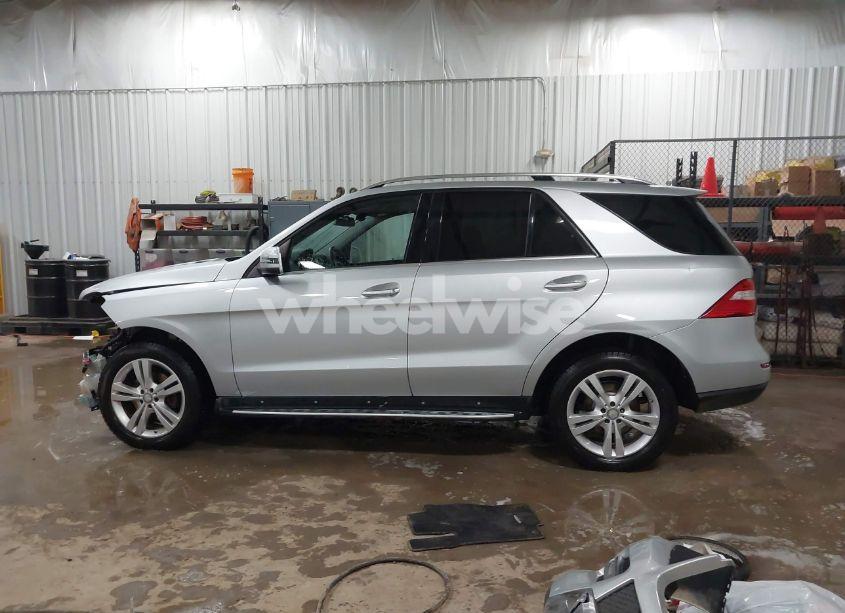 Photo 15 of 2014 Mercedes-benz Ml 350 4MATIC (VIN 4JGDA5HB4EA366946)