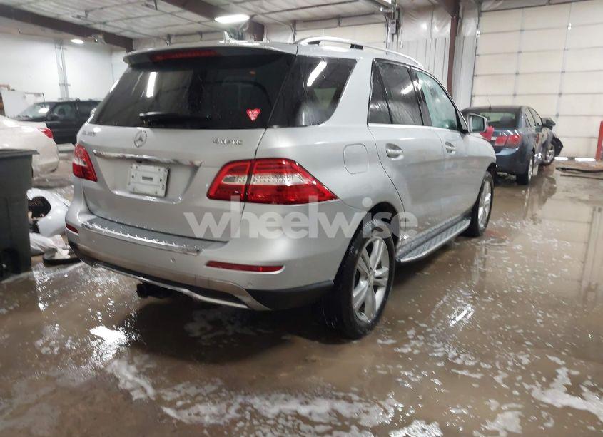 Photo 4 of 2014 Mercedes-benz Ml 350 4MATIC (VIN 4JGDA5HB4EA366946)