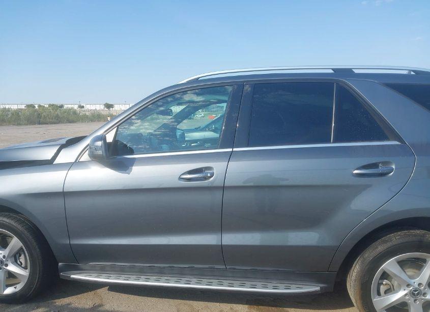 Photo 14 of 2018 Mercedes-benz Gle 350 4MATIC (VIN 4JGDA5HB4JA995732)