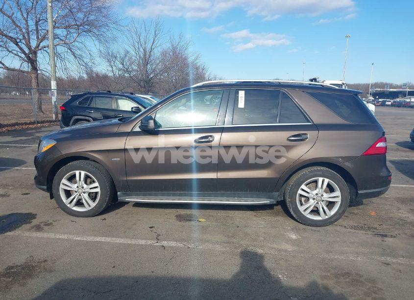 Photo 14 of 2012 Mercedes-benz Ml 350 4MATIC (VIN 4JGDA5HB5CA033829)