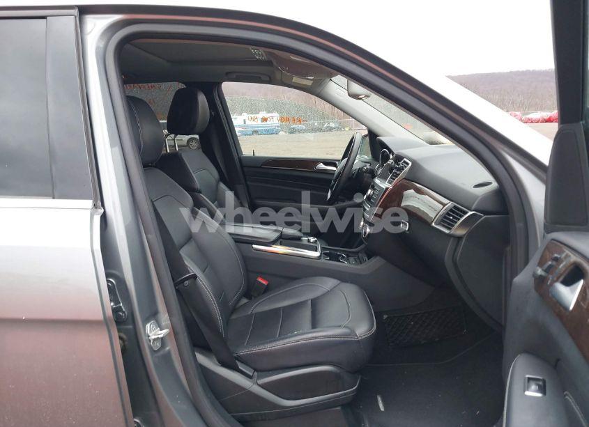 Photo 5 of 2013 Mercedes-benz Ml 350 4MATIC (VIN 4JGDA5HB5DA193503)