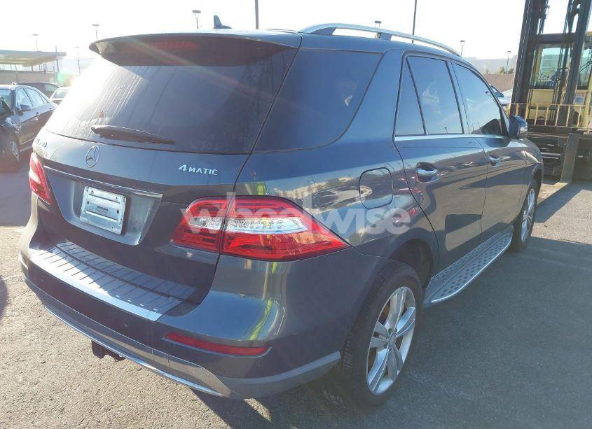 Photo 4 of 2013 Mercedes-benz Ml 350 4MATIC (VIN 4JGDA5HB5DA219422)