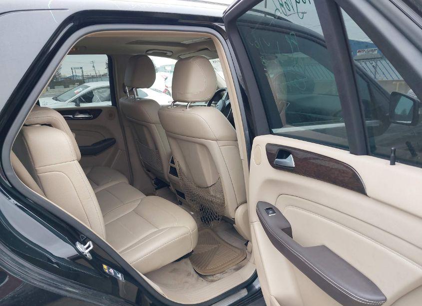 Photo 8 of 2013 Mercedes-benz Ml 350 4MATIC (VIN 4JGDA5HB5DA225351)