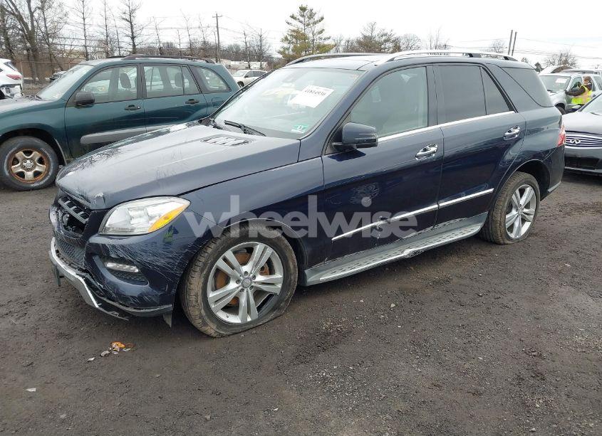 Photo 2 of 2014 Mercedes-benz Ml 350 4MATIC (VIN 4JGDA5HB5EA369760)