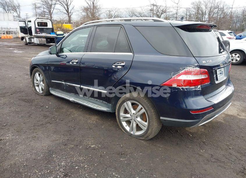 Photo 3 of 2014 Mercedes-benz Ml 350 4MATIC (VIN 4JGDA5HB5EA369760)