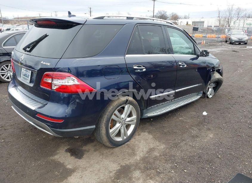 Photo 4 of 2014 Mercedes-benz Ml 350 4MATIC (VIN 4JGDA5HB5EA369760)