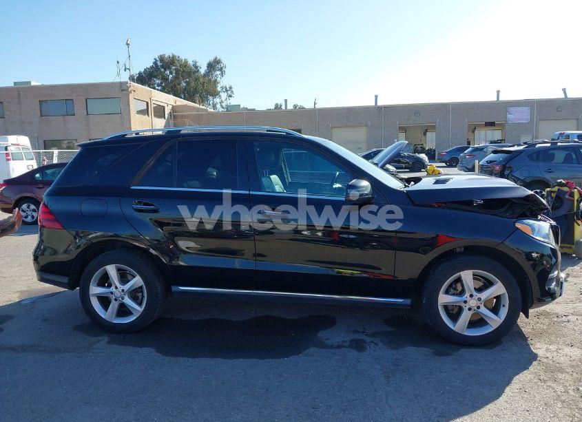 Photo 13 of 2016 Mercedes-benz Gle 350 4MATIC (VIN 4JGDA5HB5GA727166)