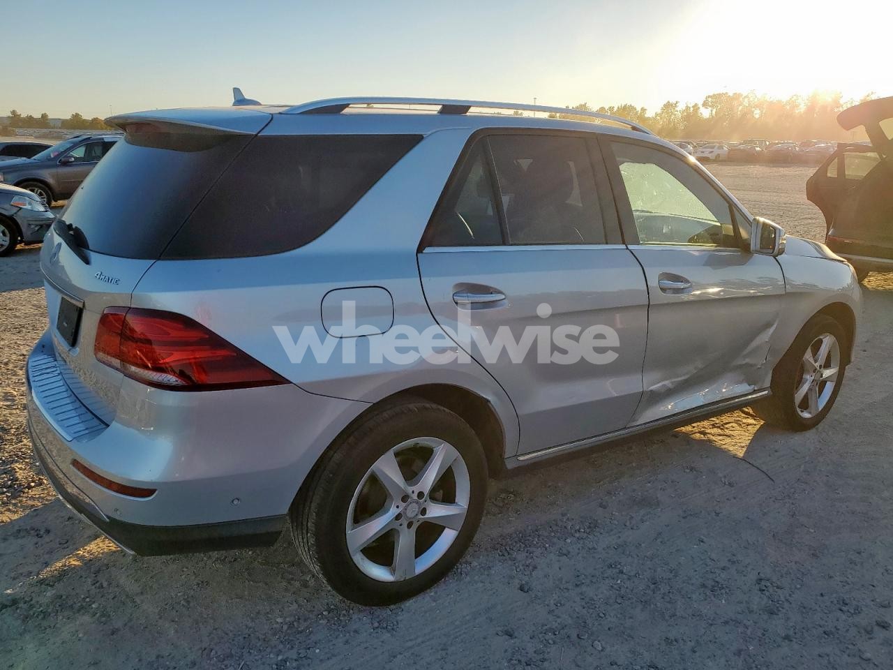 Photo 3 of 2017 MERCEDES-BENZ GLE 350 4MATIC (VIN 4JGDA5HB5HA835336)