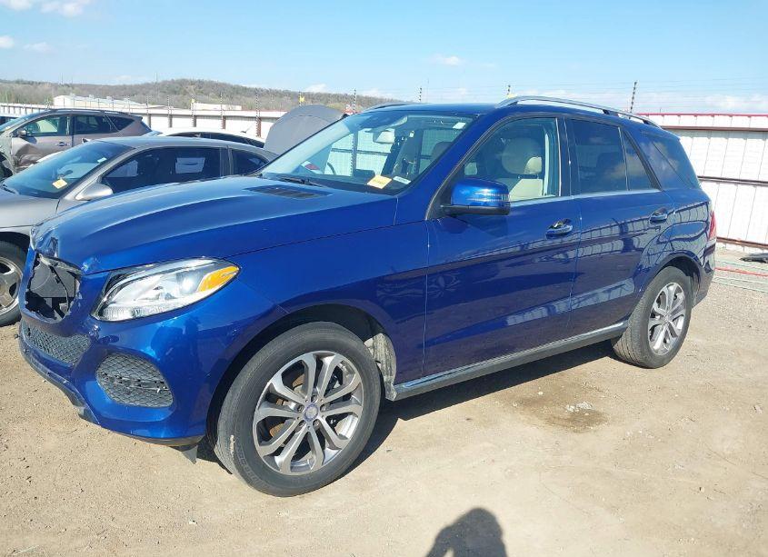 Photo 2 of 2017 Mercedes-benz Gle 350 4MATIC (VIN 4JGDA5HB5HA850287)