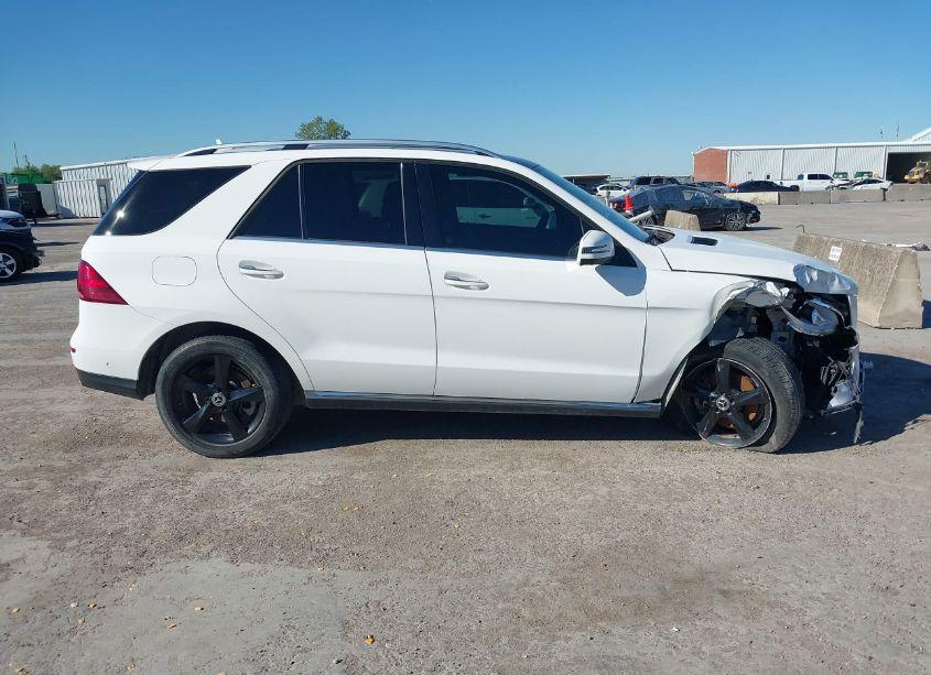 Photo 13 of 2018 Mercedes-benz Gle 350 4MATIC (VIN 4JGDA5HB5JB105362)