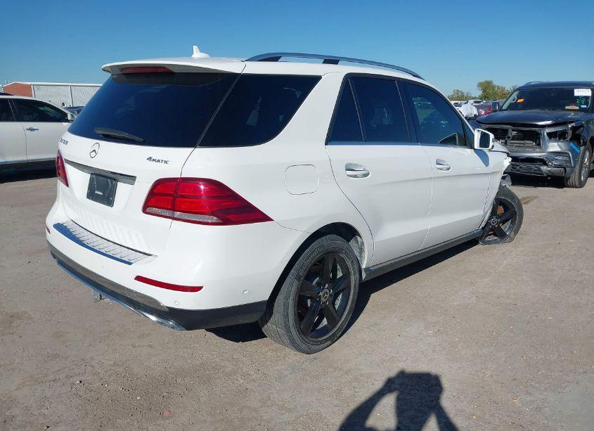 Photo 4 of 2018 Mercedes-benz Gle 350 4MATIC (VIN 4JGDA5HB5JB105362)
