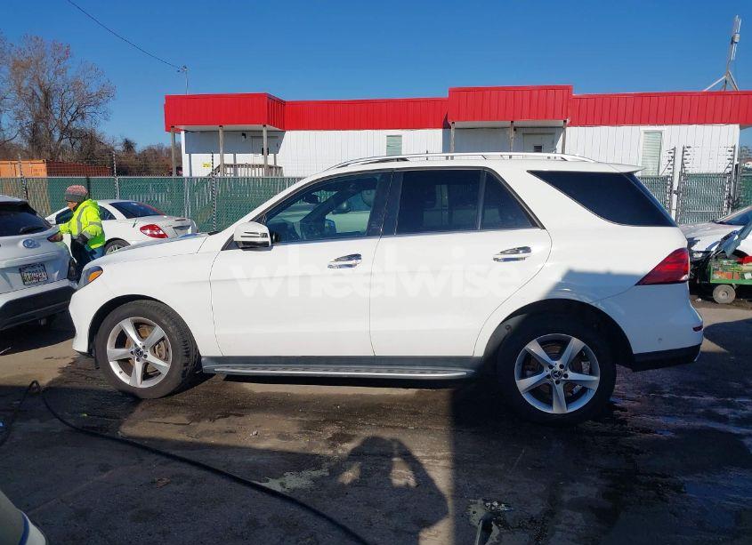 Photo 14 of 2018 Mercedes-benz Gle 350 4MATIC (VIN 4JGDA5HB5JB144890)