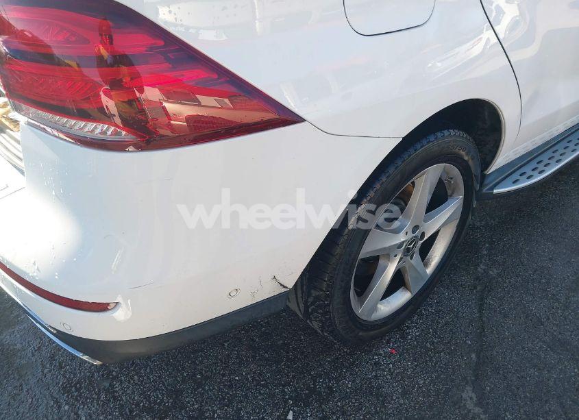 Photo 17 of 2018 Mercedes-benz Gle 350 4MATIC (VIN 4JGDA5HB5JB144890)