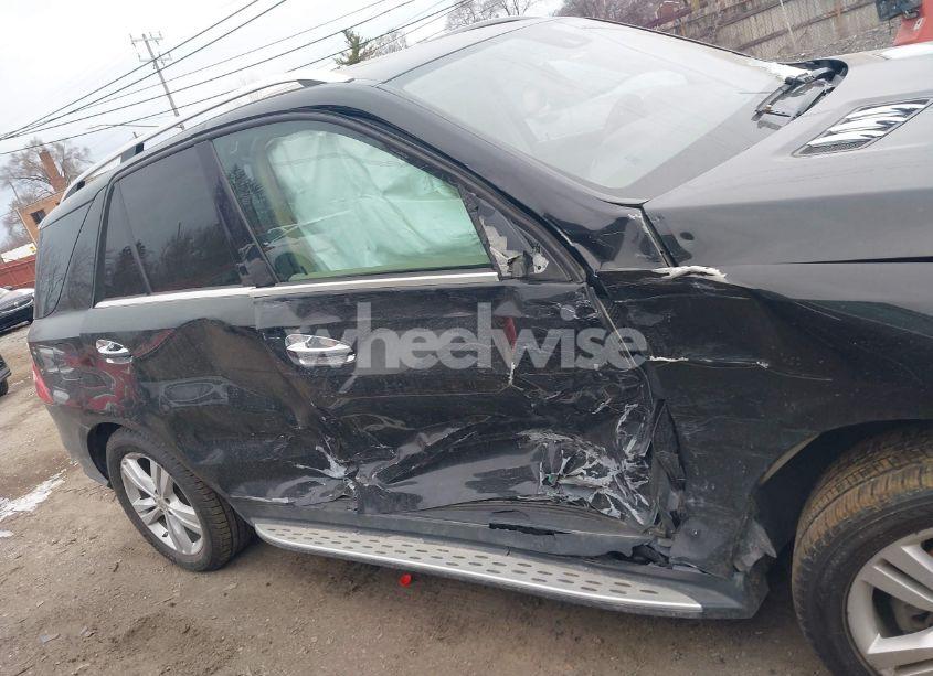 Photo 13 of 2013 Mercedes-benz Ml 350 4MATIC (VIN 4JGDA5HB6DA105557)