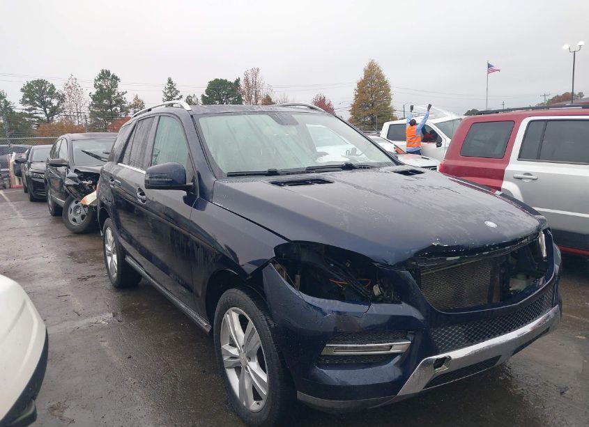 Photo 13 of 2014 Mercedes-benz Ml 350 4MATIC (VIN 4JGDA5HB6EA273569)