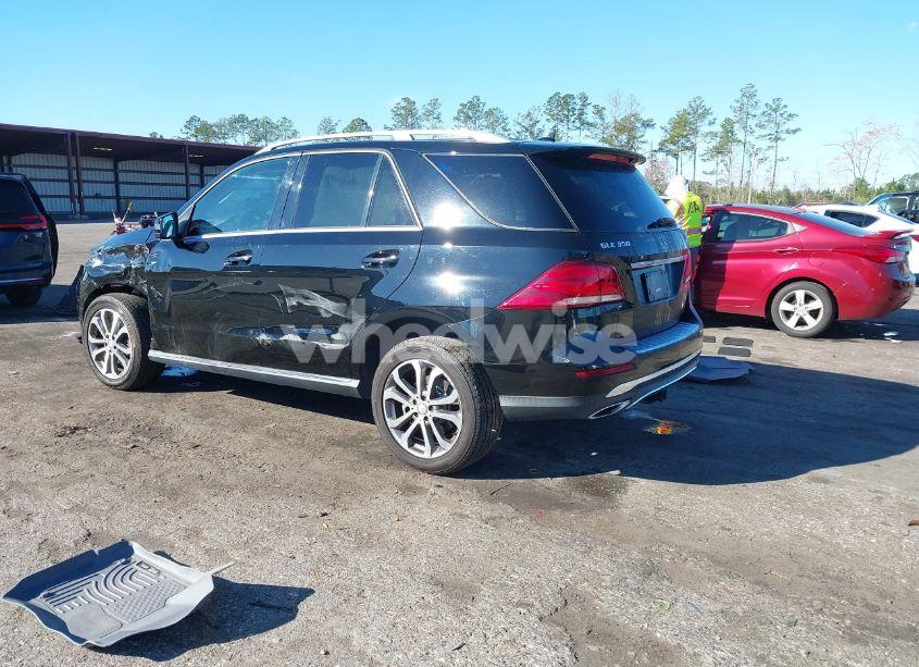 Photo 3 of 2016 Mercedes-benz Gle 350 4MATIC (VIN 4JGDA5HB6GA731971)