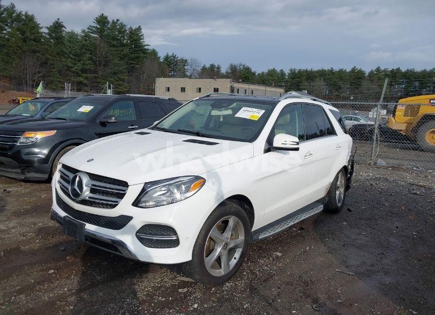 Photo 2 of 2017 Mercedes-benz Gle 350 4MATIC (VIN 4JGDA5HB6HA934876)