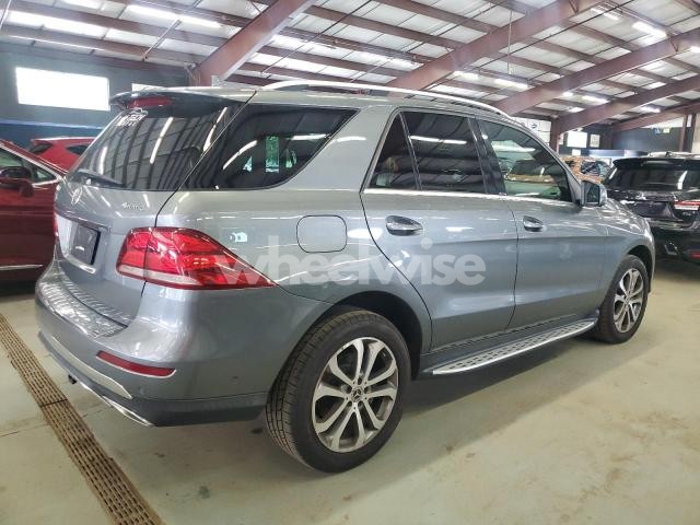 Photo 9 of 2018 MERCEDES-BENZ GLE 350 4MATIC (VIN 4JGDA5HB6JB063641)