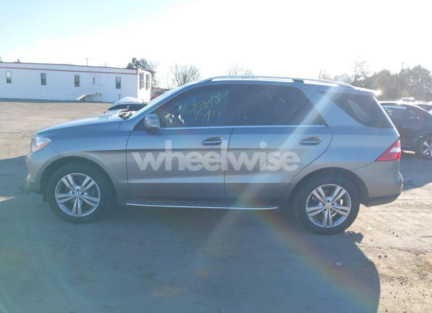 Photo 14 of 2013 Mercedes-benz Ml 350 4MATIC (VIN 4JGDA5HB7DA100223)