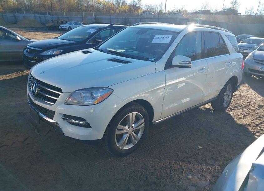 Photo 2 of 2013 Mercedes-benz Ml 350 4MATIC (VIN 4JGDA5HB7DA154394)