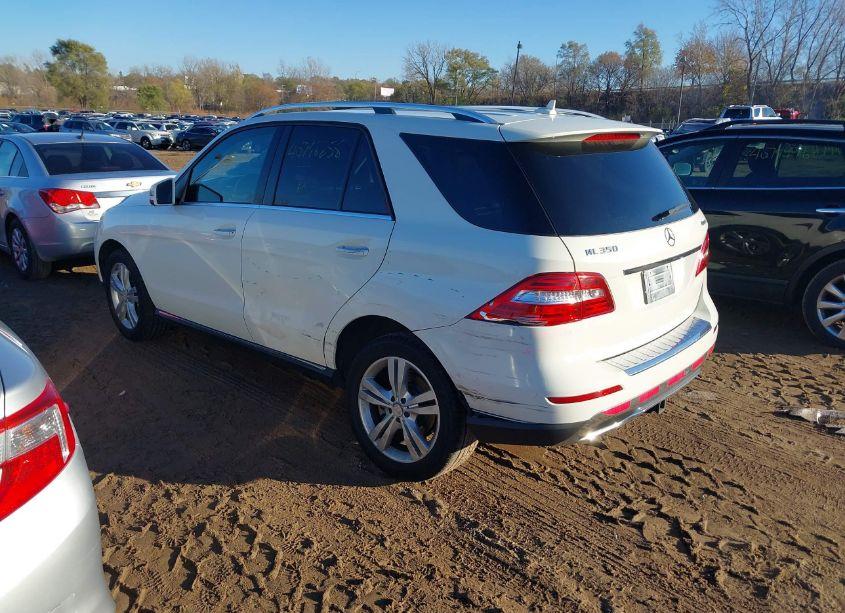 Photo 3 of 2013 Mercedes-benz Ml 350 4MATIC (VIN 4JGDA5HB7DA154394)