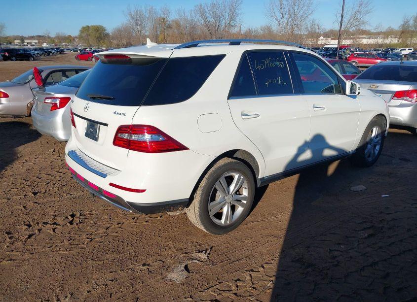 Photo 4 of 2013 Mercedes-benz Ml 350 4MATIC (VIN 4JGDA5HB7DA154394)