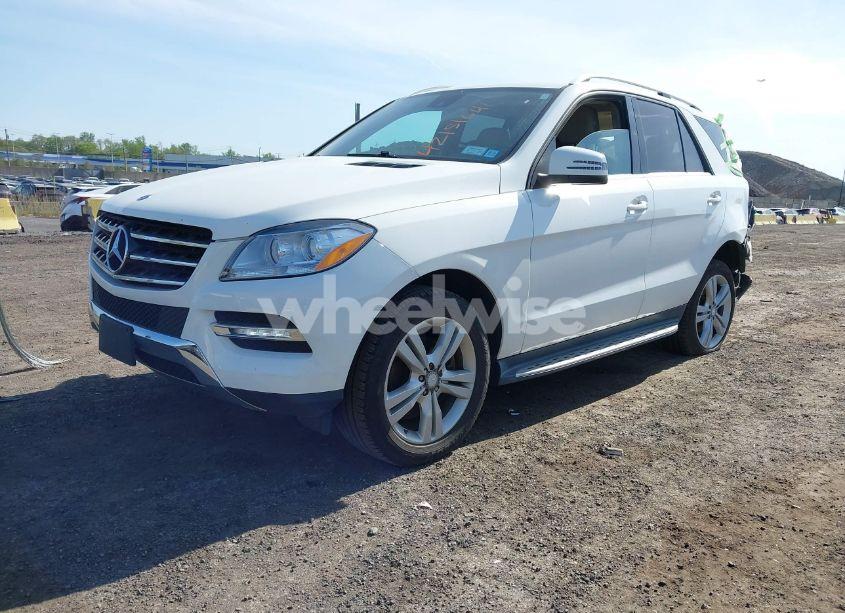 Photo 2 of 2014 Mercedes-benz Ml 350 4MATIC (VIN 4JGDA5HB7EA293278)