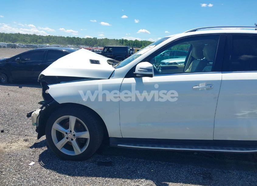 Photo 14 of 2016 Mercedes-benz Gle 350 4MATIC (VIN 4JGDA5HB7GA694932)