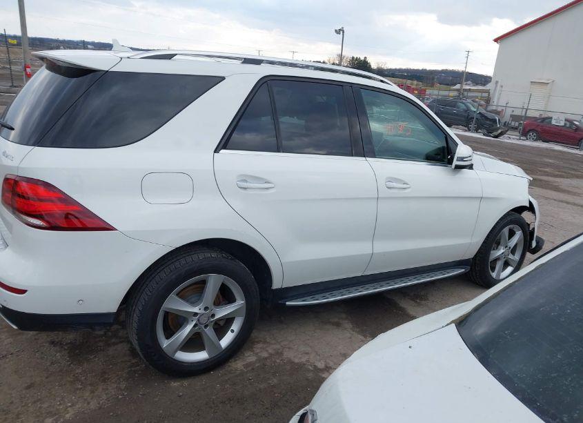 Photo 13 of 2016 Mercedes-benz Gle 350 4MATIC (VIN 4JGDA5HB7GA797008)